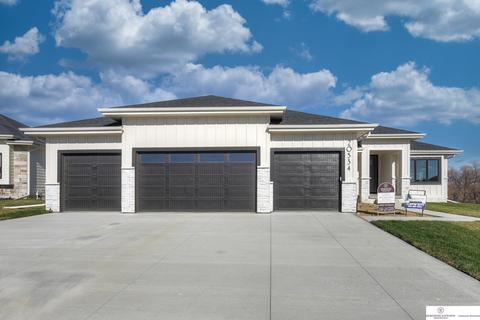 11605 S 117th Ave, Papillion, NE 68046