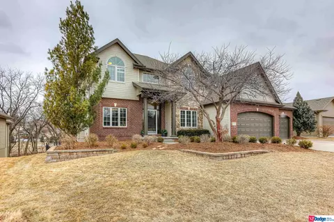 3112 N 194 St, Elkhorn, NE 68022