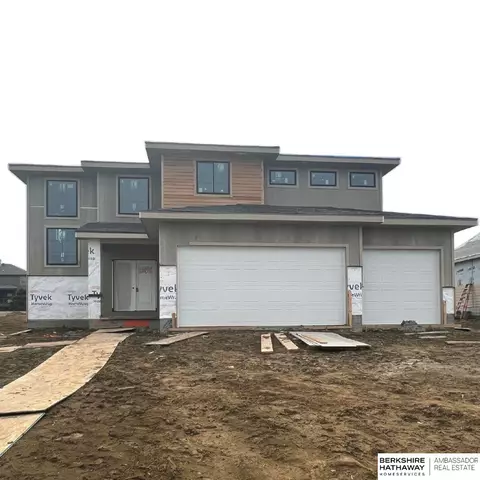 21009 Hartman Ave, Elkhorn, NE 68022