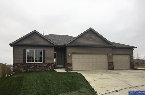 20859 Grand Ave, Elkhorn, NE 68022