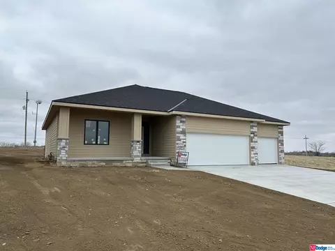 8214 N 167 Ave, Bennington, NE 68007