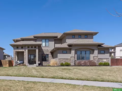 1602 Blue Sage Pkwy, Omaha, NE 68022