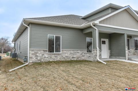 379 S 3rd St, Seward, NE 68434