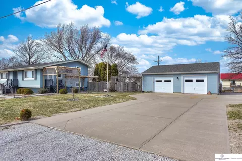 2006 Murray Rd, Plattsmouth, NE 68048