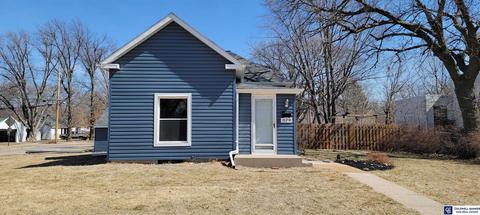 928 Elmer Ave, York, NE 68467