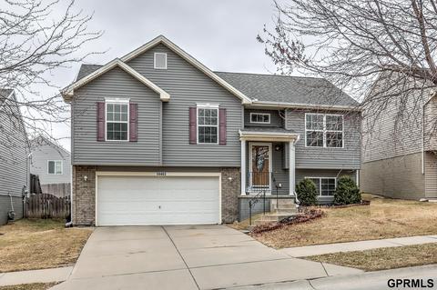 14463 Leeman St, Bennington, NE 68007