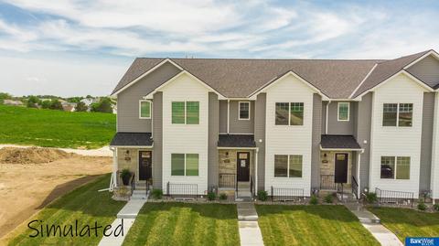 9545 Duckhorn Dr, Lincoln, NE 68526