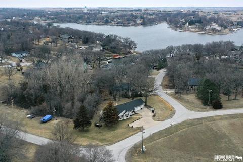 8818 Greenwood Rd, Plattsmouth, NE 68048