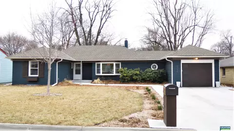 4235 Everett St, Lincoln, NE 68506