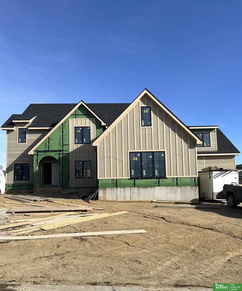 3531 S 214th St, Elkhorn, NE 68022
