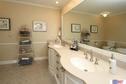 1908 S 4th Ave, Beatrice, NE 68310 photo 38