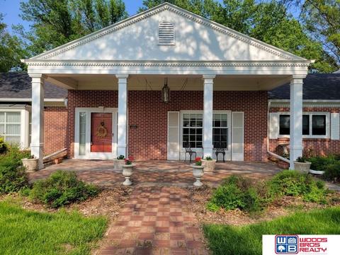 1908 S 4th Ave, Beatrice, NE 68310