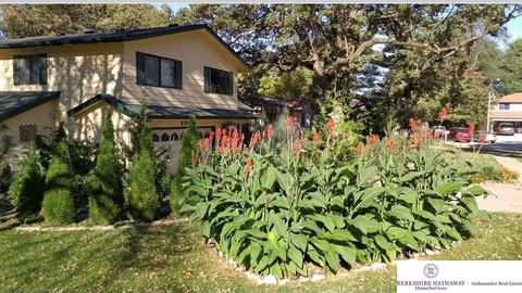 210 Merwood St, Bellevue, NE 68005