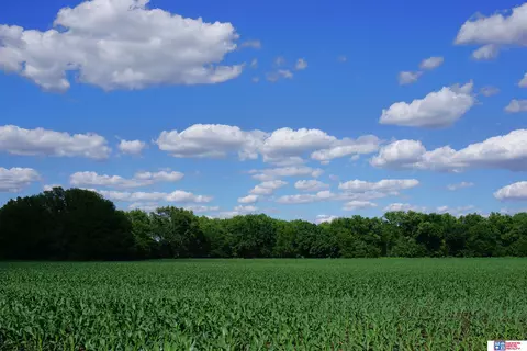 54 Th Hickman Rd #B1 L10, Hickman, NE 68372