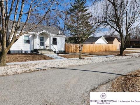 340 N Front St, Weston, NE 68070