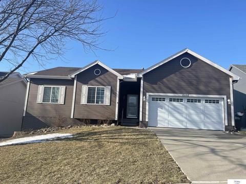 15102 Meredith St, Omaha, NE 68116