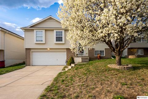 15350 Mormon St, Bennington, NE 68007