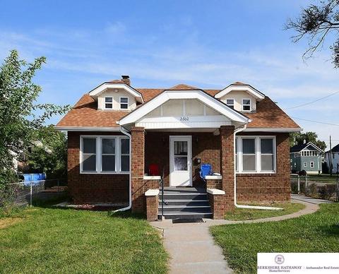 2602 Pinkney St, Omaha, NE 68111