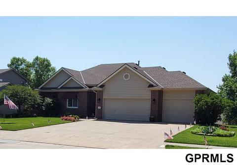 3840 N 209th St, Elkhorn, NE 68022