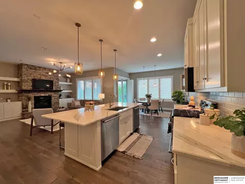 2332 S 218 Ave, Omaha, NE 68022