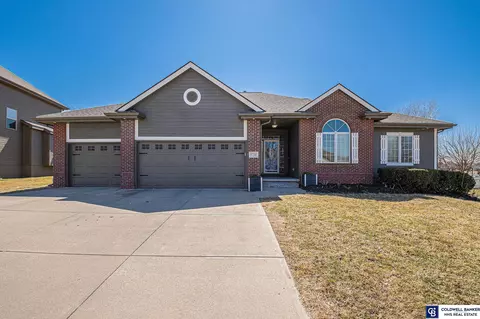 17321 Spencer St, Omaha, NE 68116