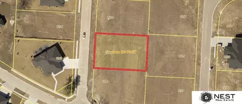 1240 S 93 St, Lincoln, NE 68520