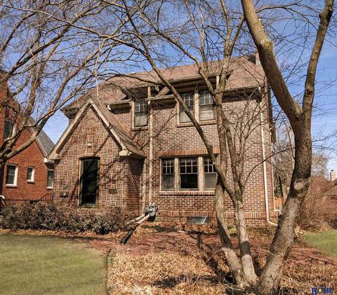 1928 High St, Lincoln, NE 68502