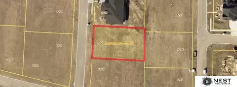 1236 S 94th St, Lincoln, NE 68520