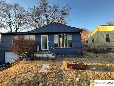 6922 Charles St, Omaha, NE 68132