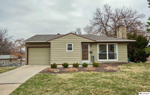 4514 Vinton St, Omaha, NE 68106