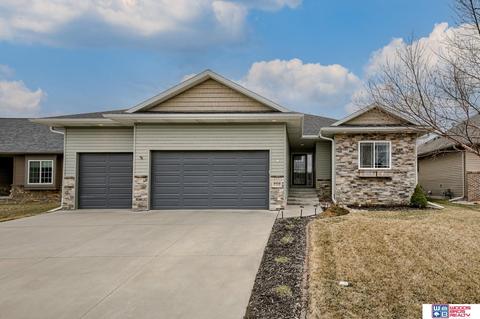 8908 S 71st St, Lincoln, NE 68516