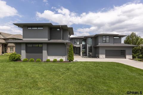 11901 N 178 Cir, Bennington, NE 68007