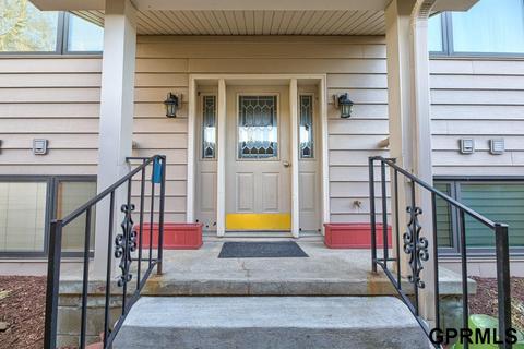 4624 Navajo St #4, Council Bluffs, IA 51501