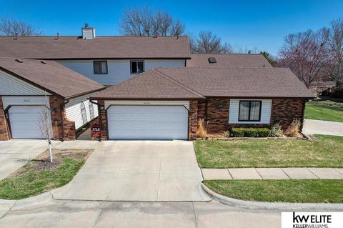 2928 Londonshire Ct, Lincoln, NE 68516