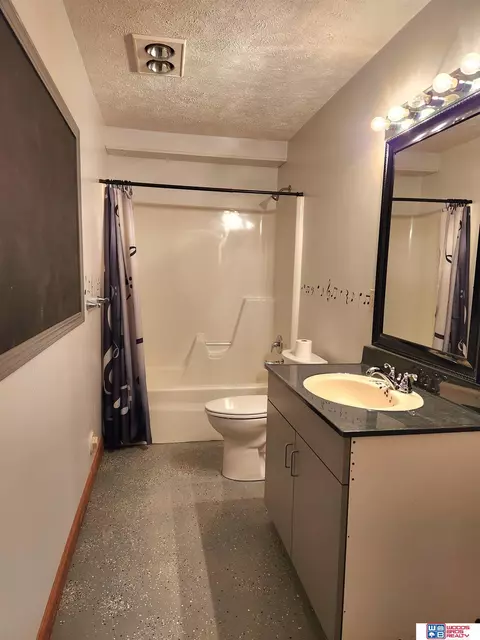 4744 E Sargent Rd, Beatrice, NE 68310 photo 24