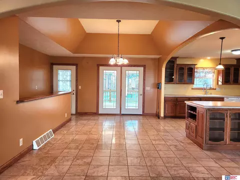 4744 E Sargent Rd, Beatrice, NE 68310 photo 4