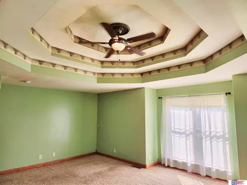 4744 E Sargent Rd, Beatrice, NE 68310 photo 11
