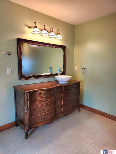 4744 E Sargent Rd, Beatrice, NE 68310 photo 13