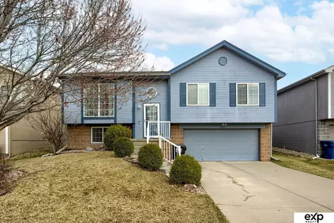 18682 W St, Omaha, NE 68135