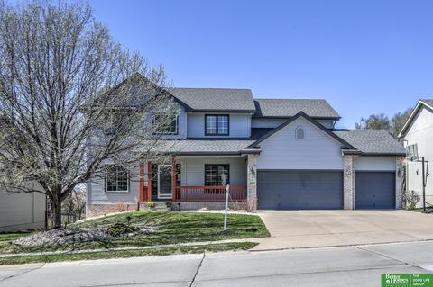 1934 N 174 St, Omaha, NE 68118