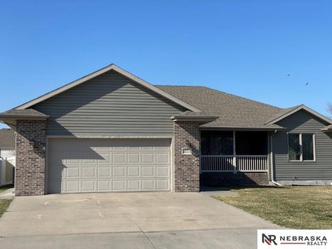 4115 Allen Ave, Grand Island, NE 68803