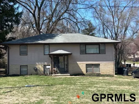 7108 N 39 St, Omaha, NE 68164