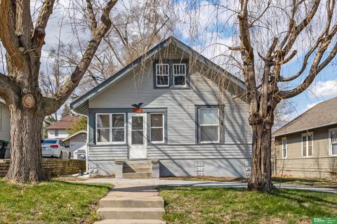 3044 Arcadia Ave, Omaha, NE 68111