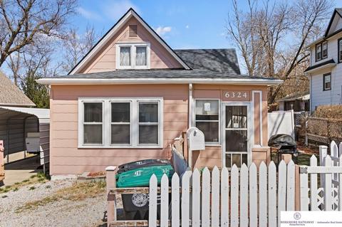 6324 Wirt St, Omaha, NE 68104