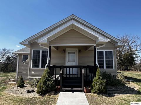 61241 730 Rd, Sterling, NE 68443