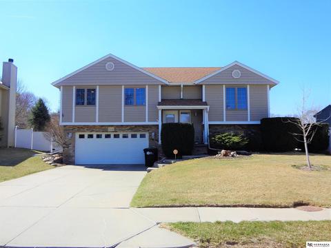 7549 Vane St, Omaha, NE 68122