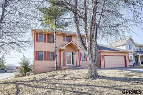 16253 Polk St, Omaha, NE 68118