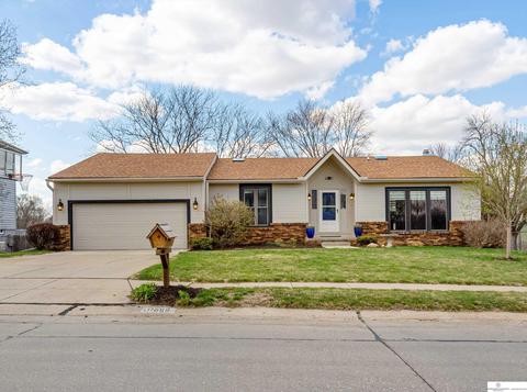 11806 Quail Dr, Bellevue, NE 68123