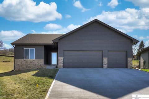1461 Mount Hope Cir, Blair, NE 68008