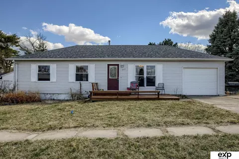 217 W Young St, Murray, NE 68409